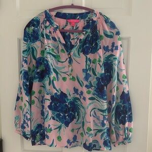Like new pink and blue Lilly Pulitzer Elsa top
